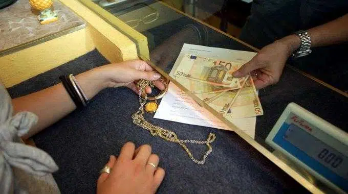 Come i Compro oro affrontano un nuovo anno di incertezze economiche 2 Come i Compro oro affrontano un nuovo anno di incertezze economiche 1