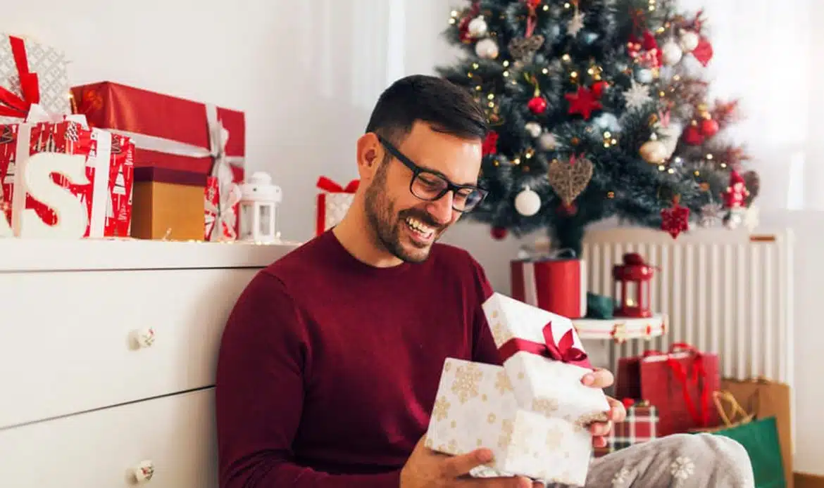 Idee regalo per Natale: i cofanetti regalo come scelta originale e divertente 4 Idee regalo per Natale: i cofanetti regalo come scelta originale e divertente 3